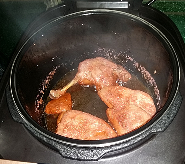 叉烧鸭腿