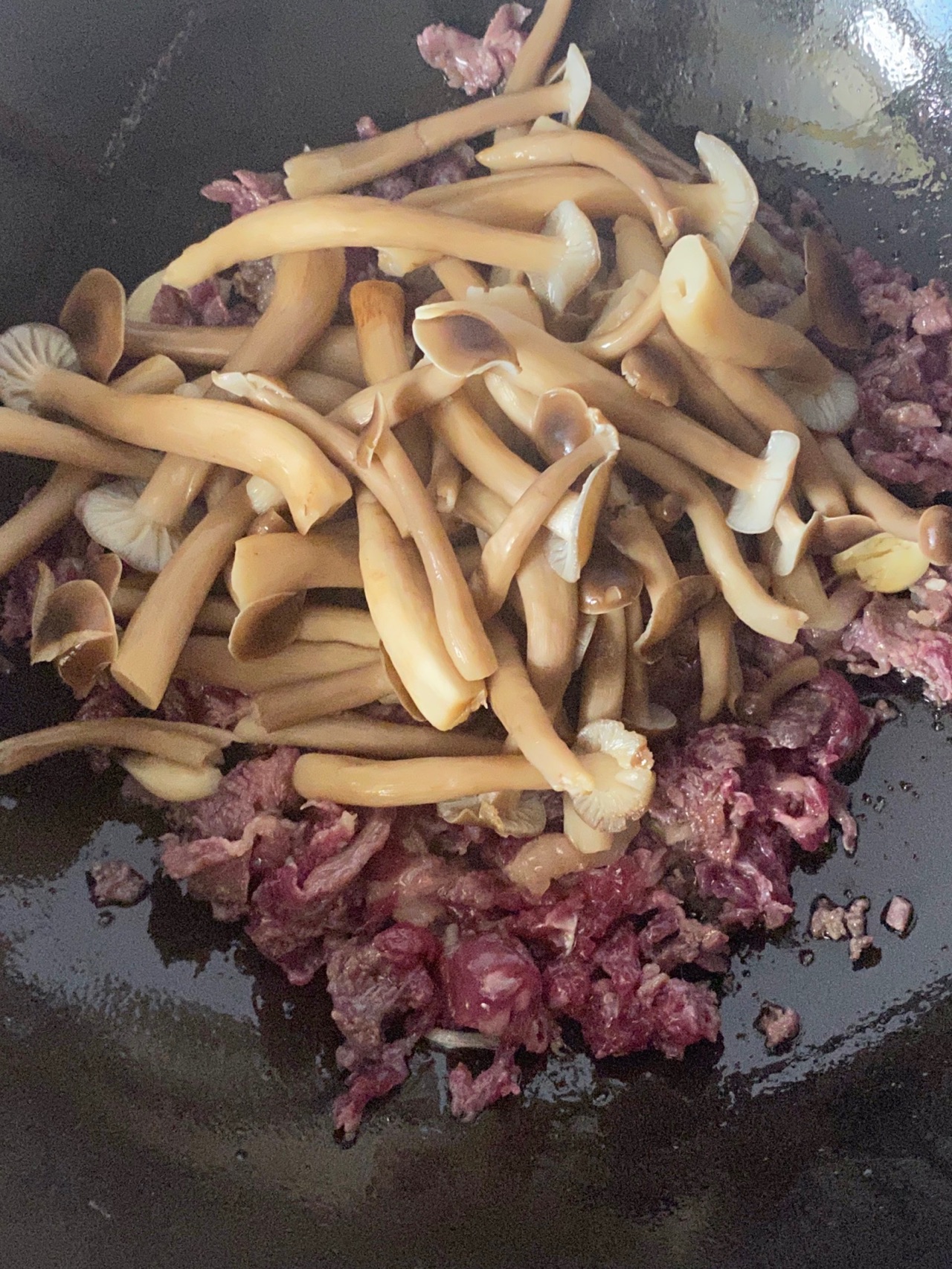 茶树菇炒肥牛