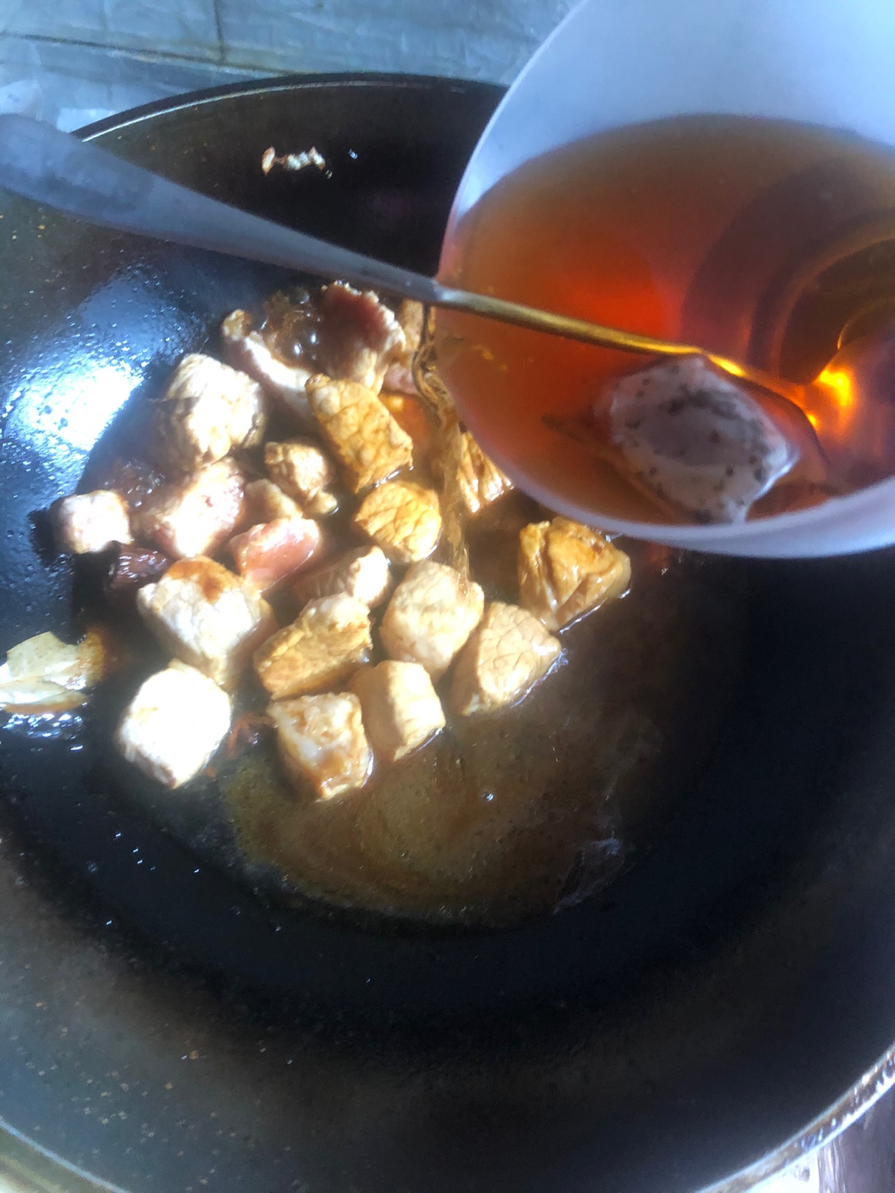 茶香红烧肉