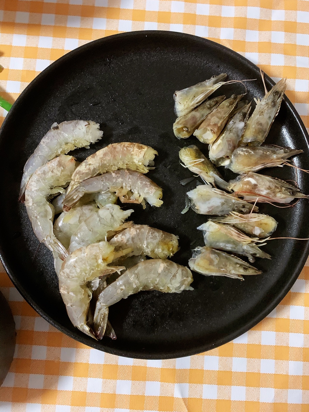 馋哭小孩儿的鲜虾豆腐煲