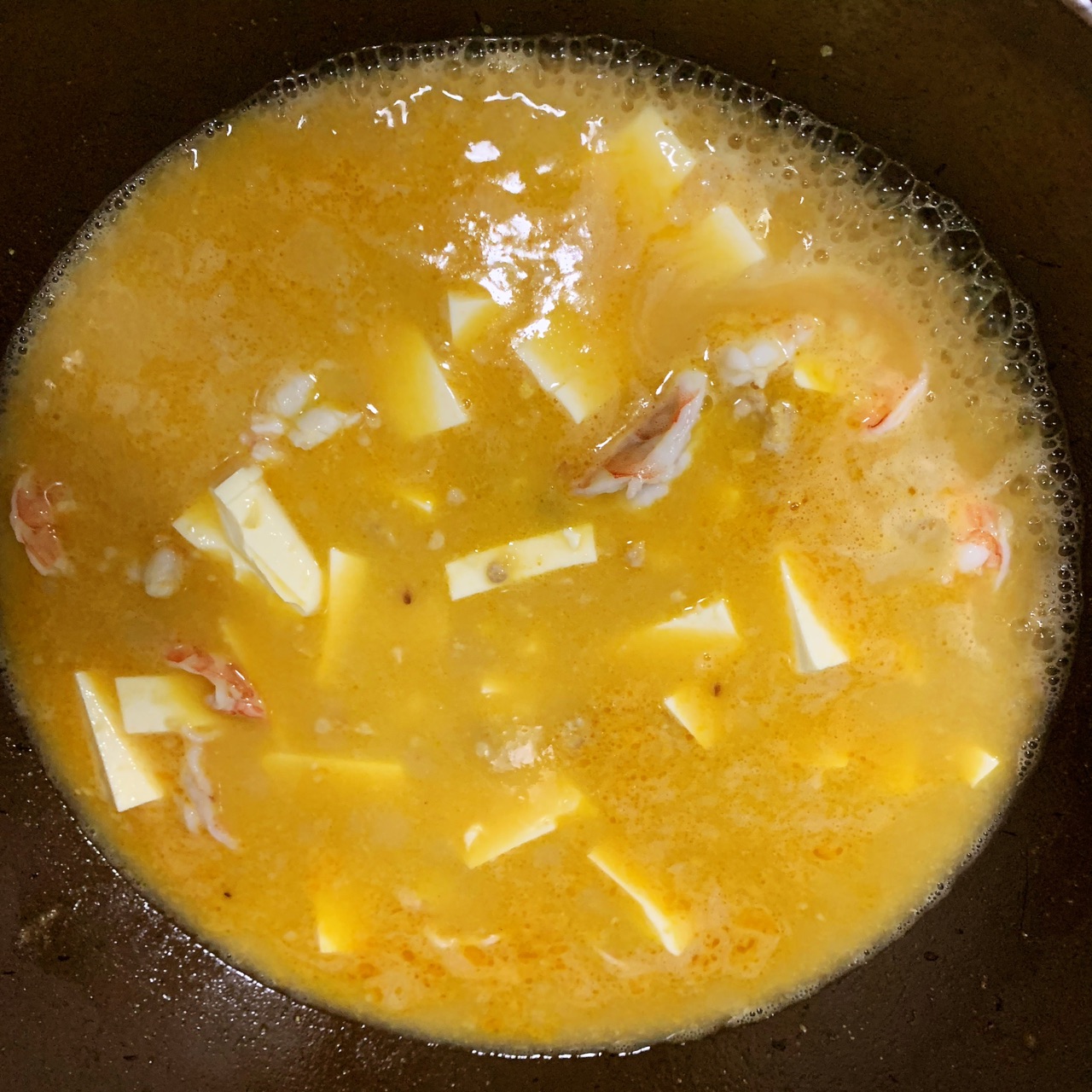 馋哭小孩儿的鲜虾豆腐煲