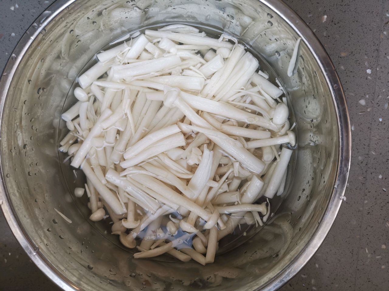 炒白玉菇