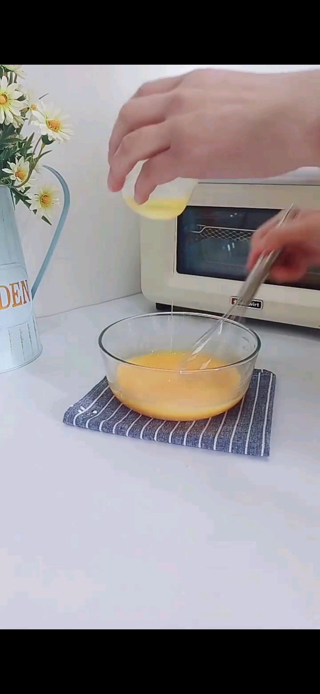 超好吃的海苔肉松戚风蛋糕