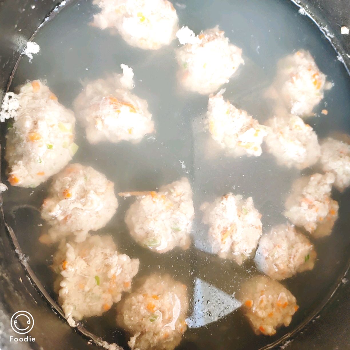 超好喝的 虫草花肉丸汤