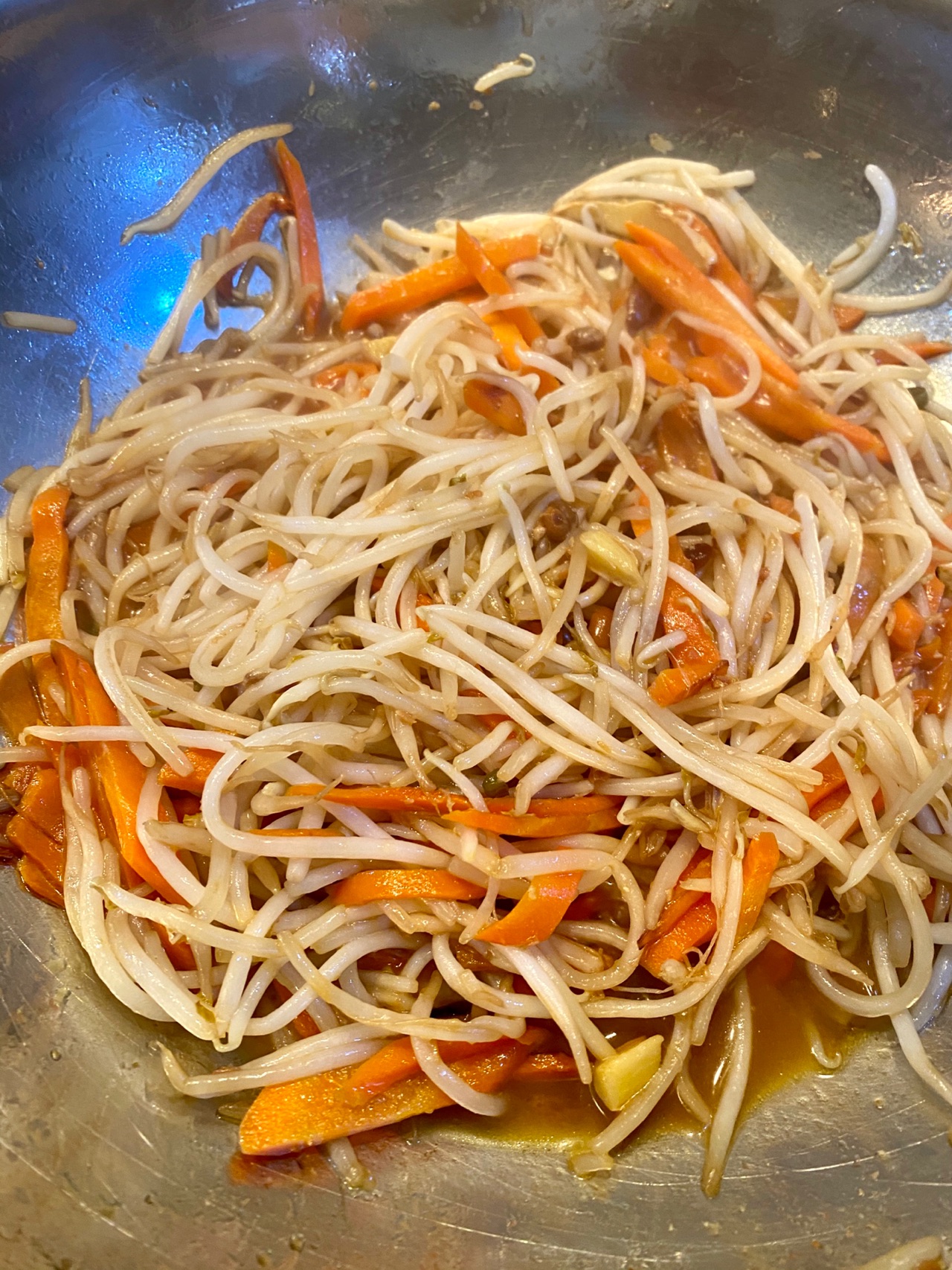 炒合菜(豆芽韭菜胡萝卜版)