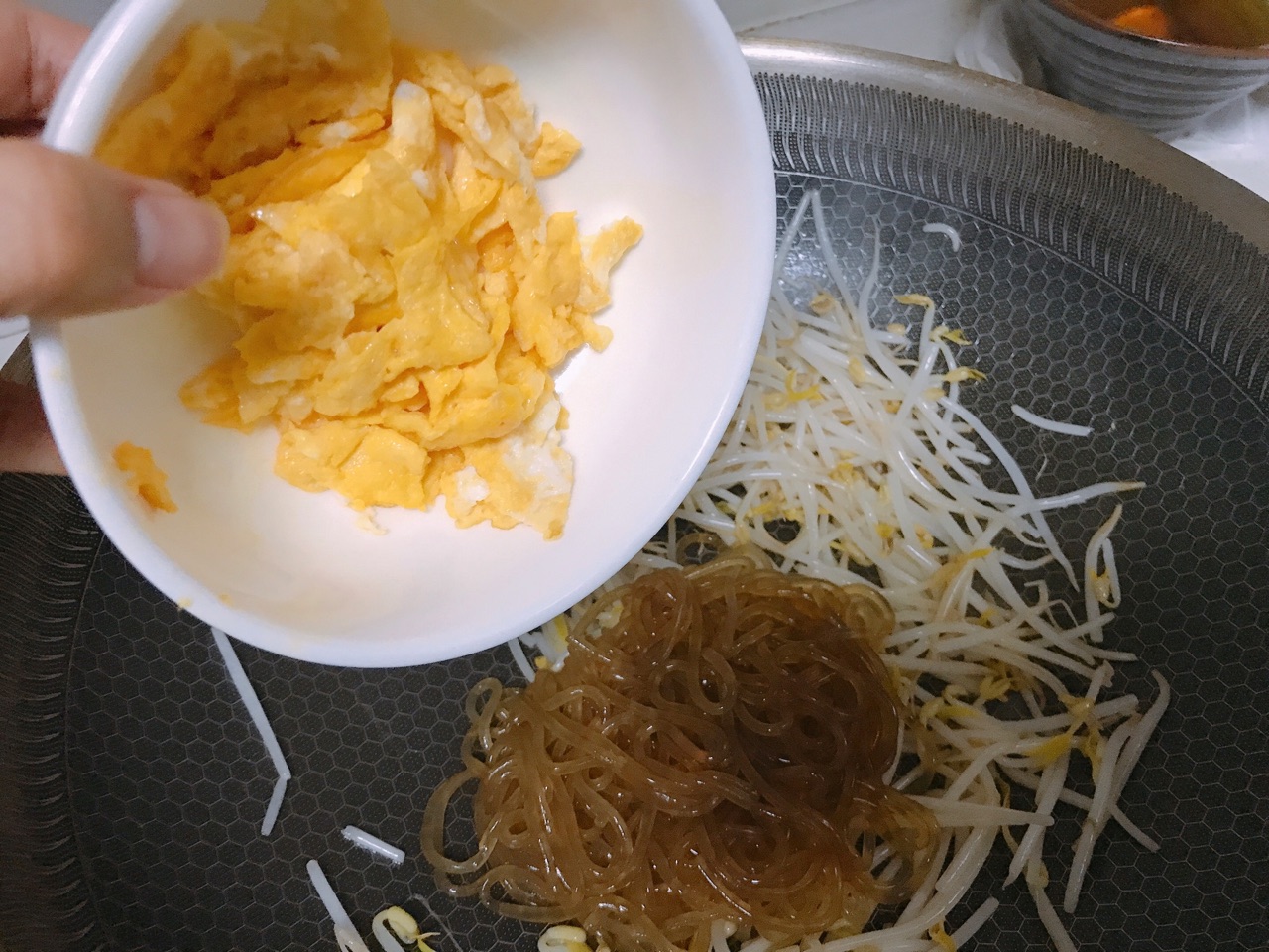 炒合菜配春饼