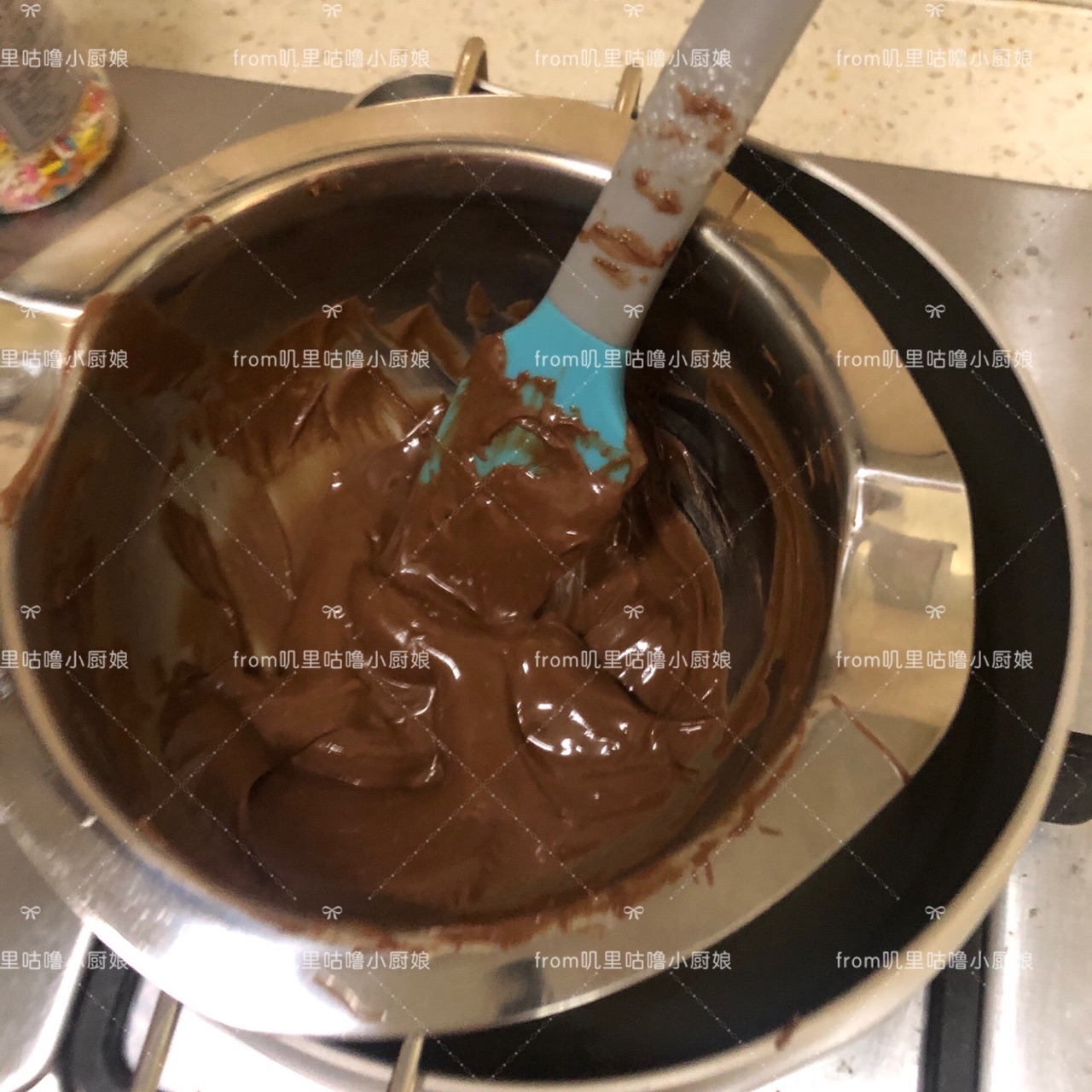 超华丽蛋糕甜甜圈