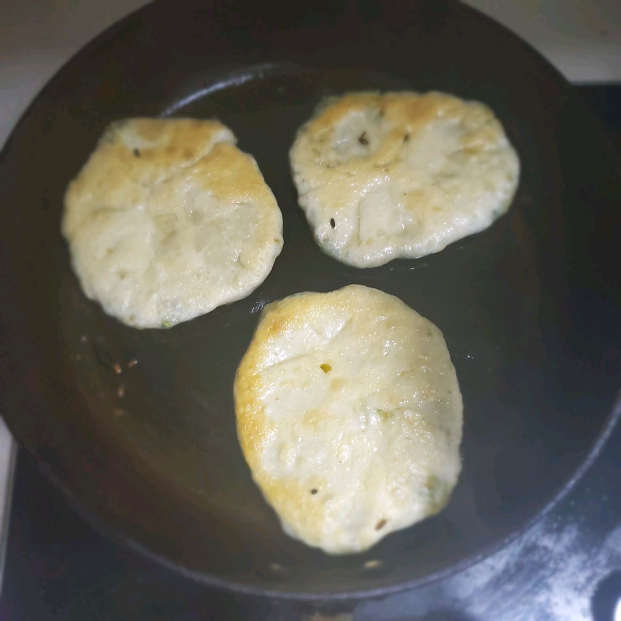 超级简单的韭菜盒子