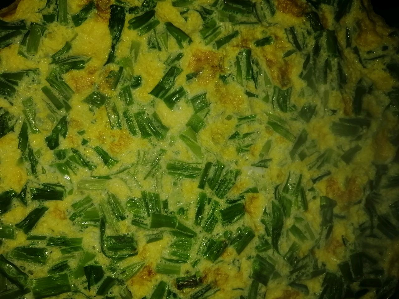 超级简单的蒜苗鸡蛋