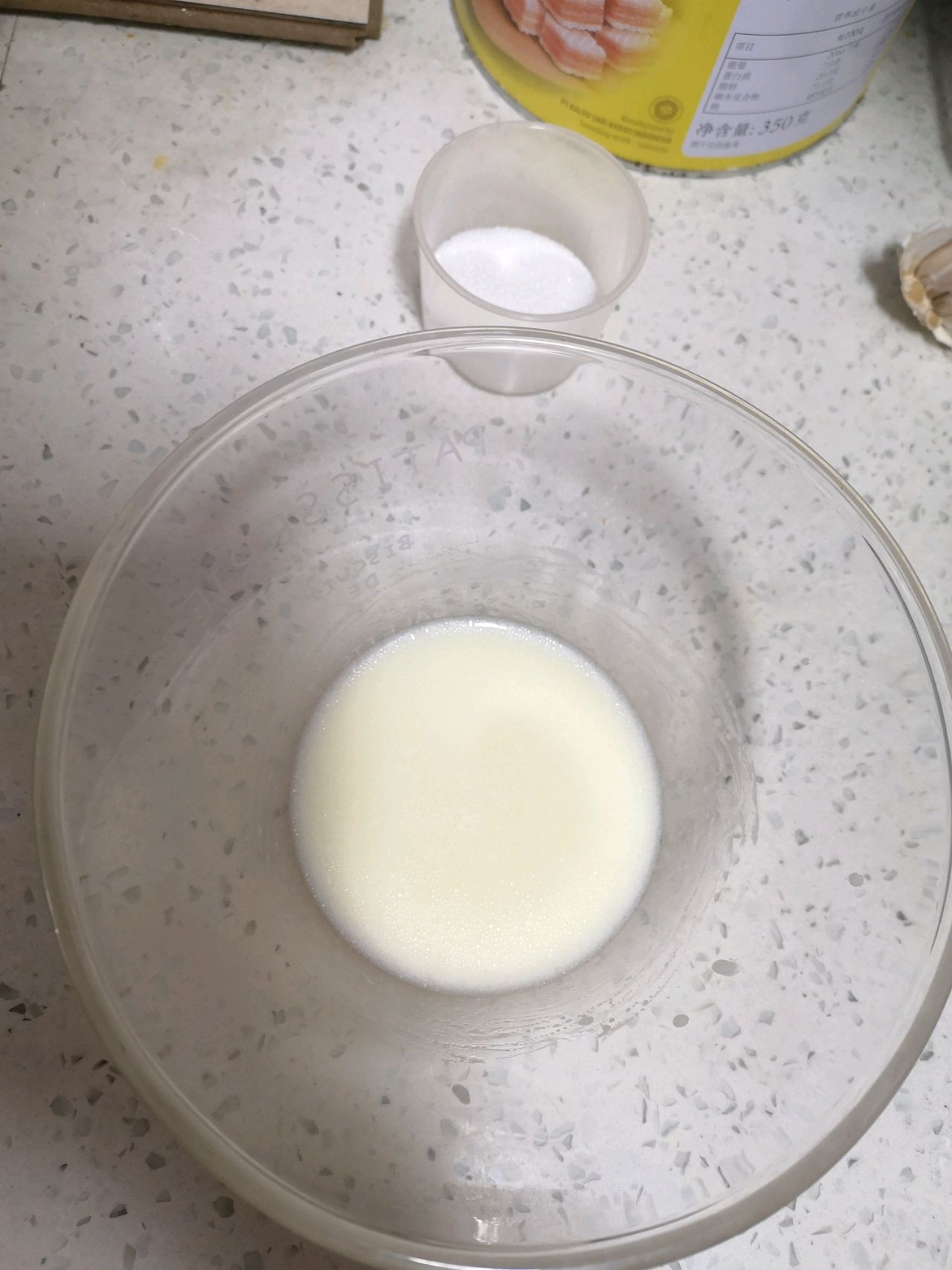 超级可爱的小黄人糖果蛋糕卷