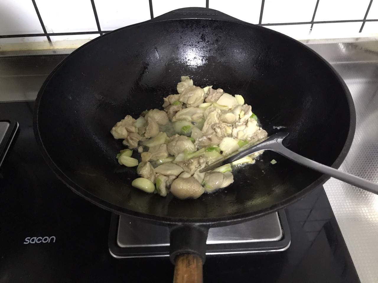 炒鸡块