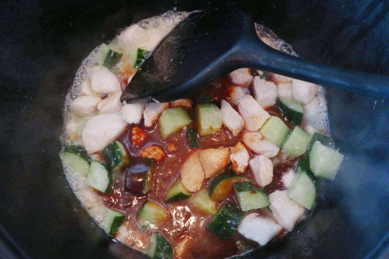 超级下饭菜～酱爆鸡丁