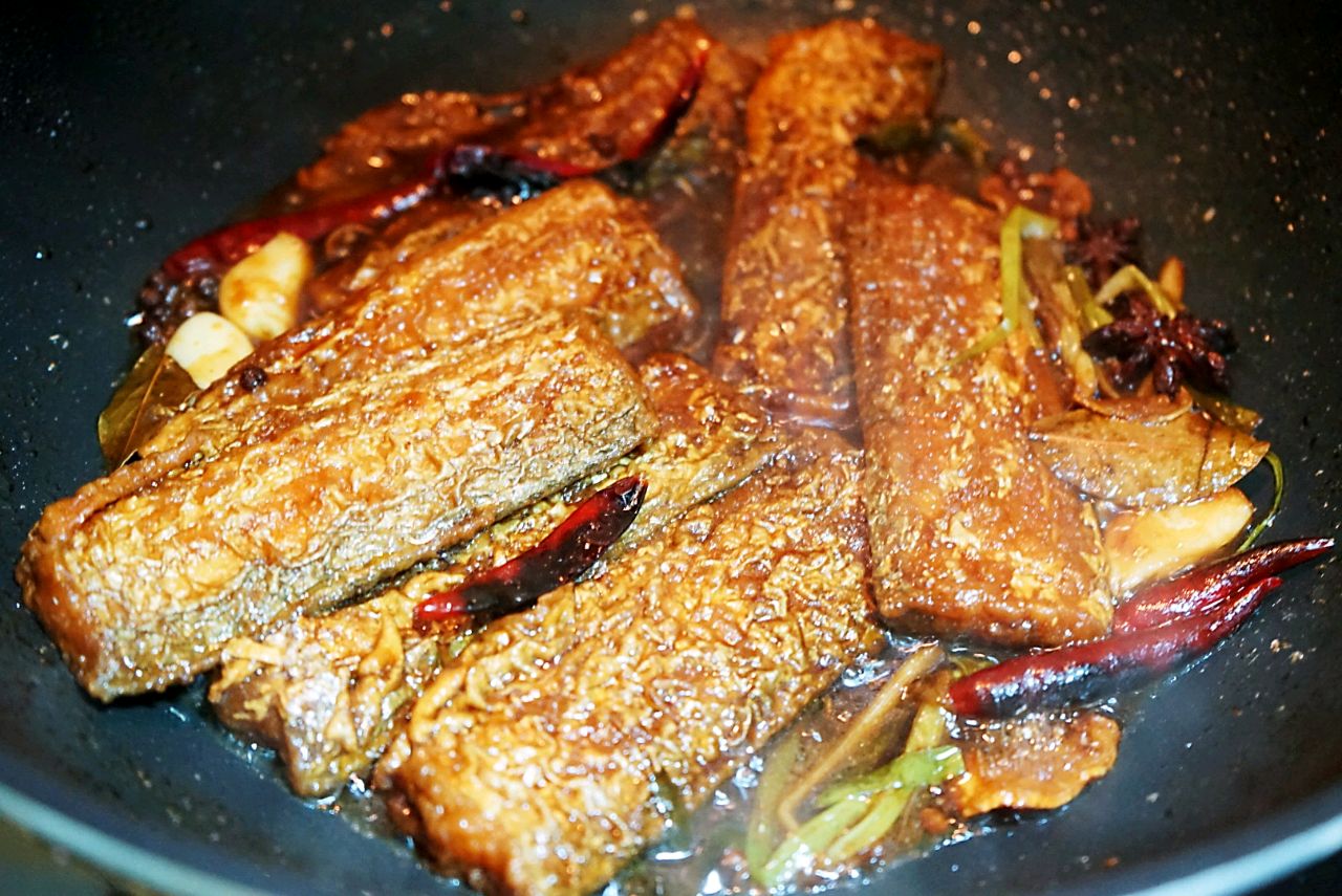超级下饭的醋焖带鱼