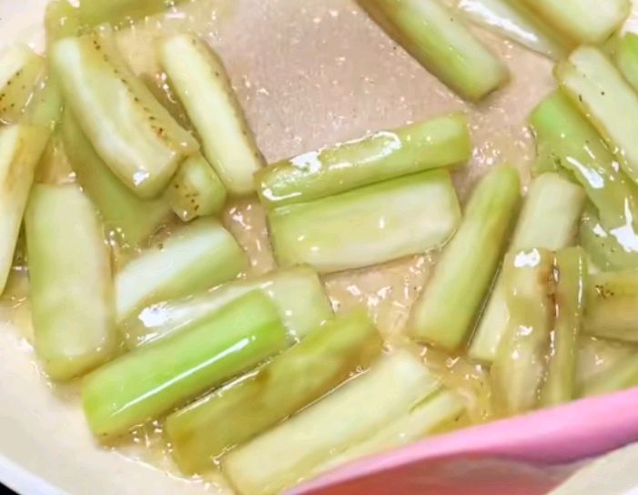 超级下饭低脂抗癌美颜-茄子豆腐煲