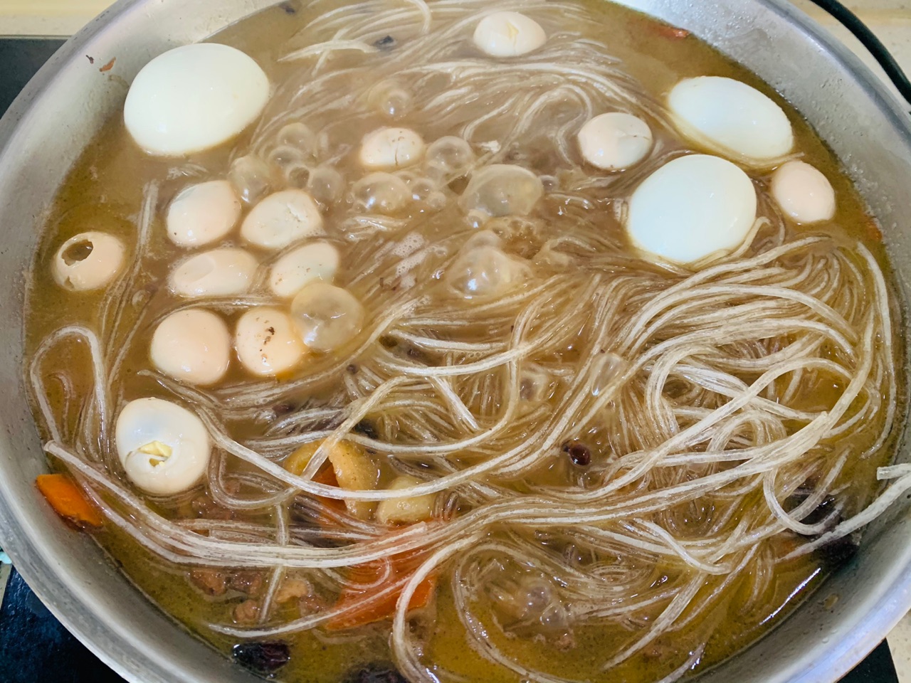 超级下饭—鸡腿炖红蘑