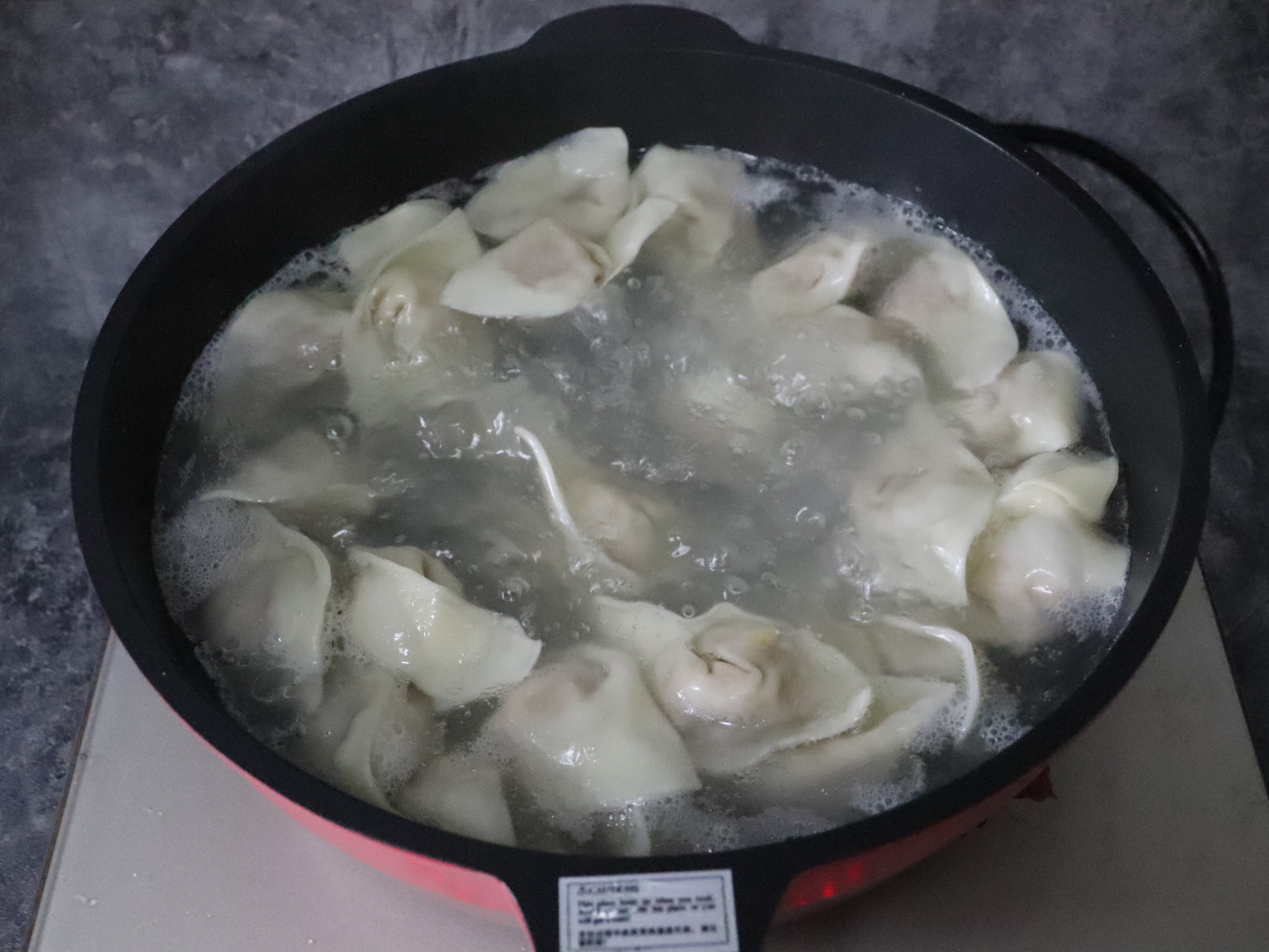 超级鲜美好吃的鲜肉馄饨