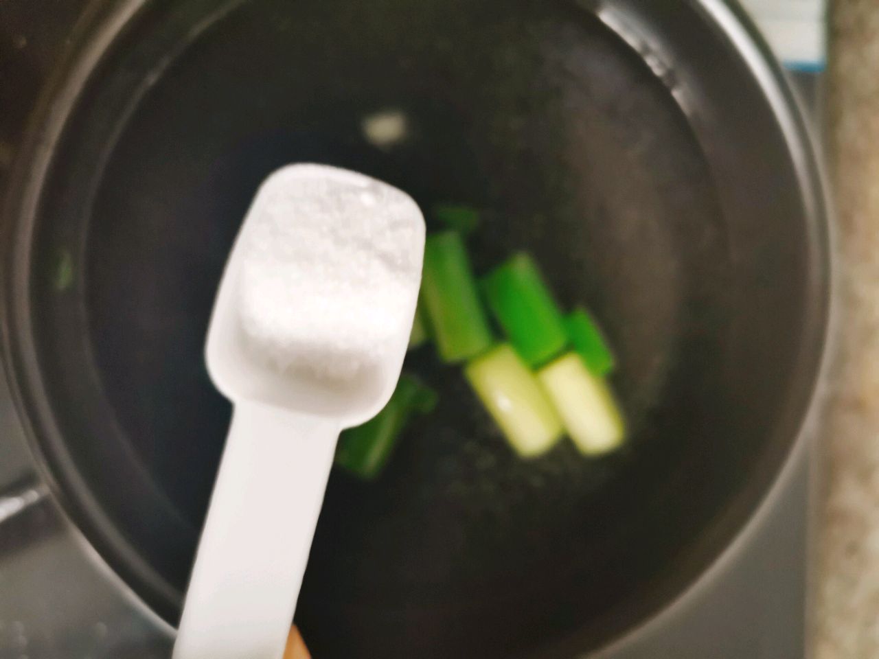 超简单的豆腐汤