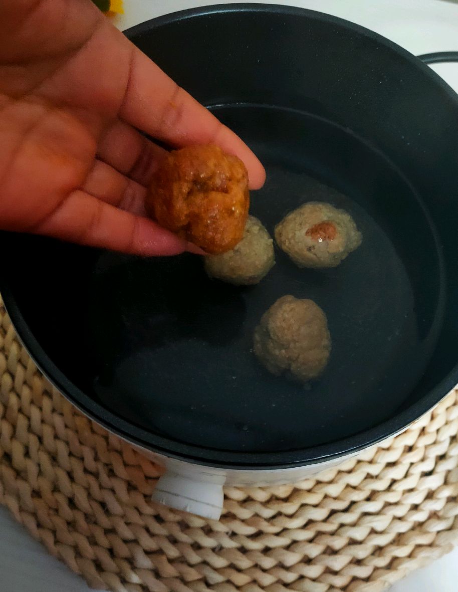 超简单的鸡肉丸子