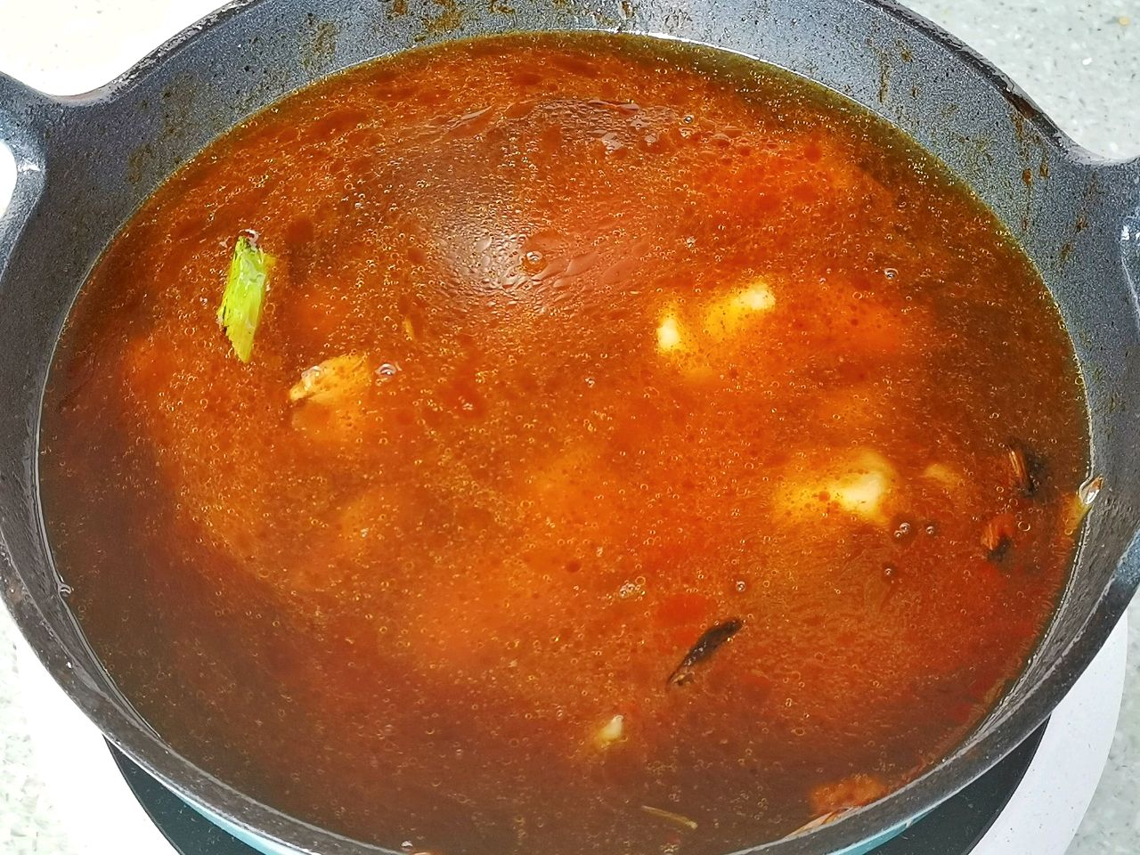 超简单的下饭菜-黄焖鸡