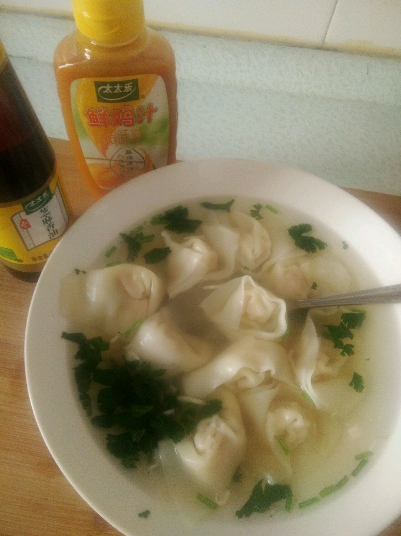 超简单的鲜汤馄饨