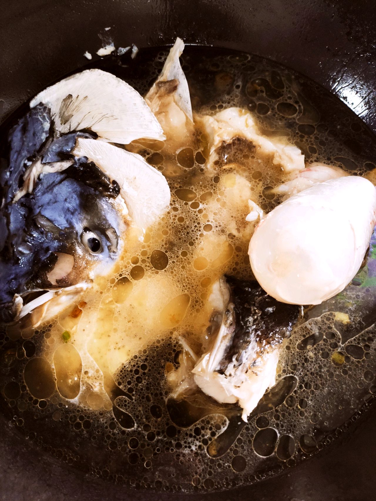 #超奶白的鱼头豆腐汤#