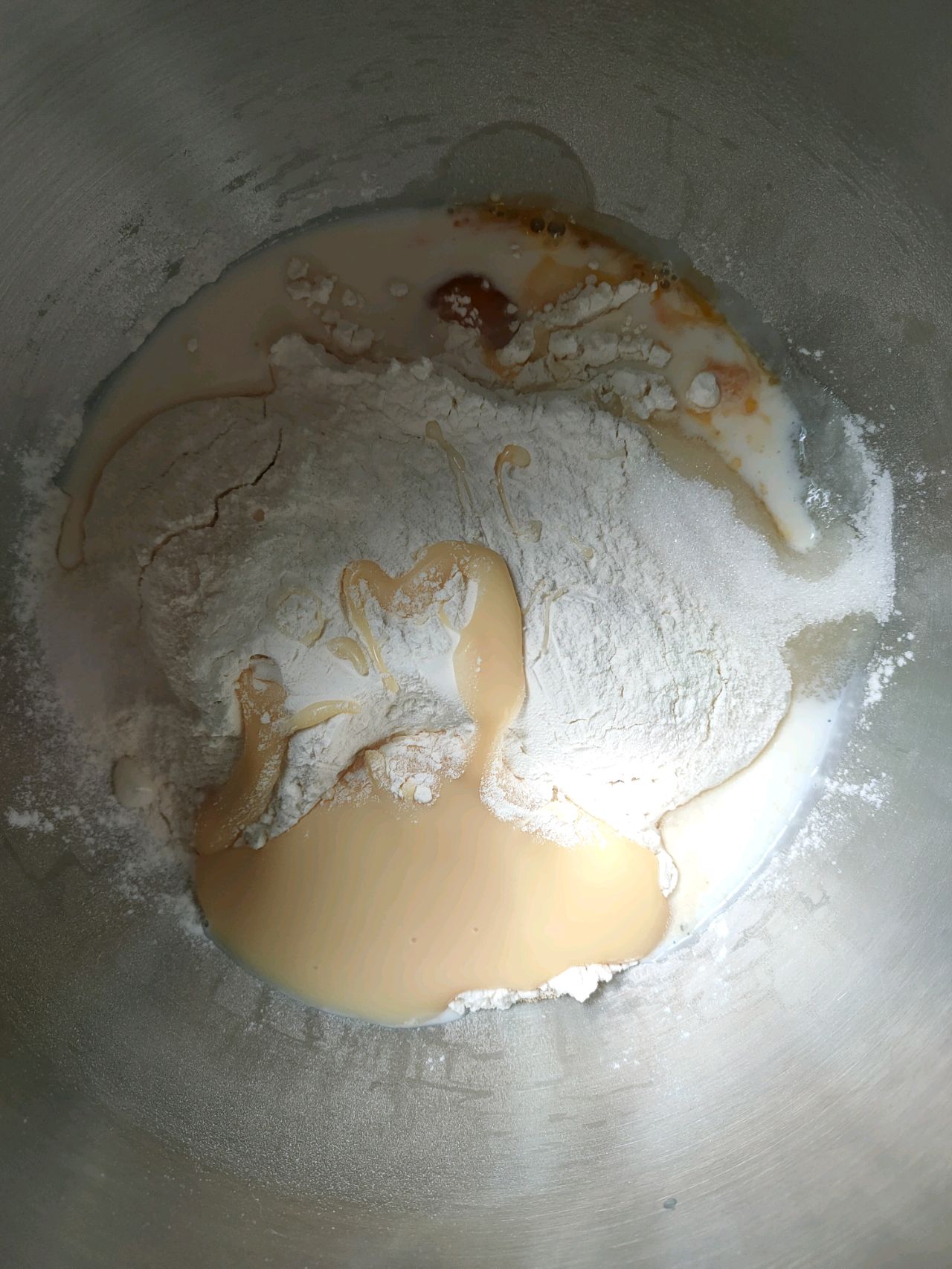 超柔软拉丝的炼乳牛奶排包