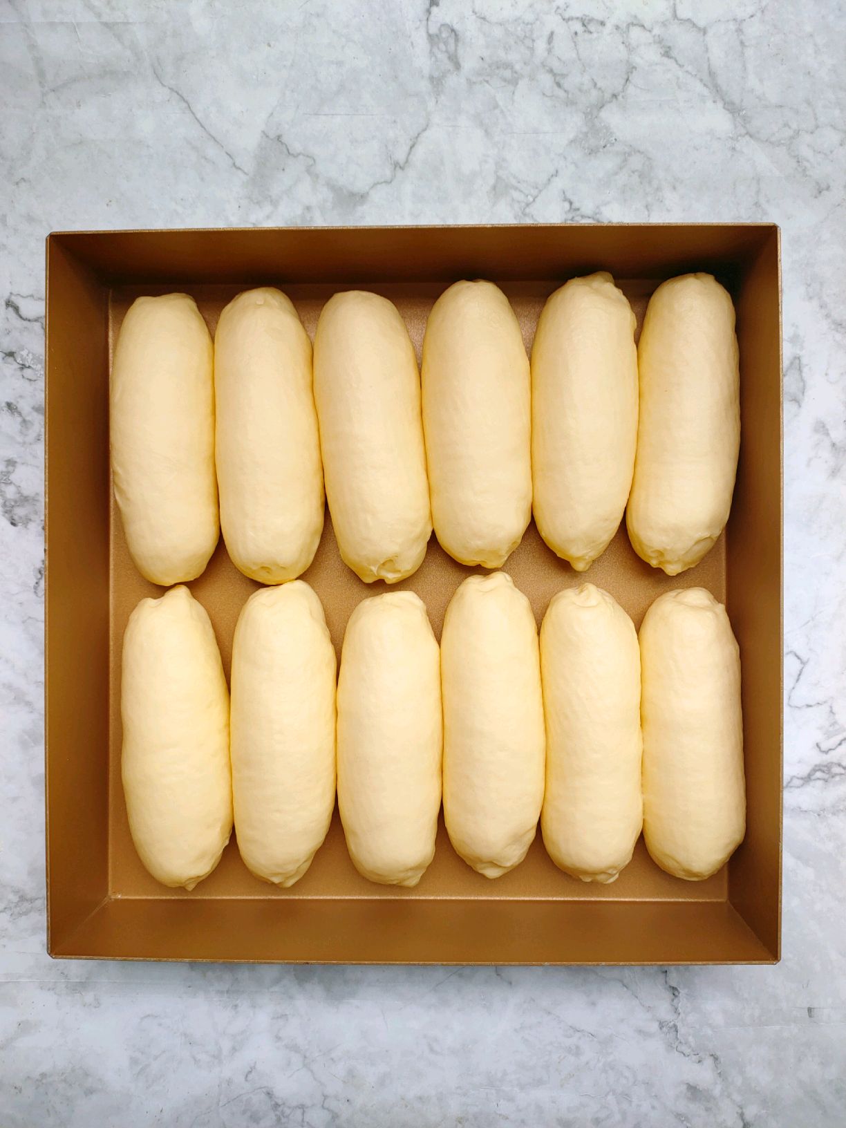 超柔软拉丝的炼乳牛奶排包