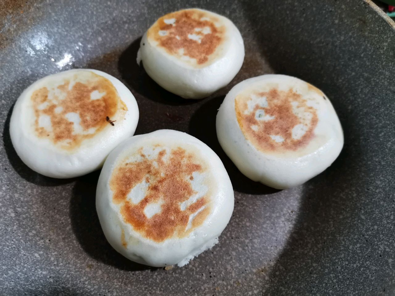 超柔软青菜鸡蛋馅饼