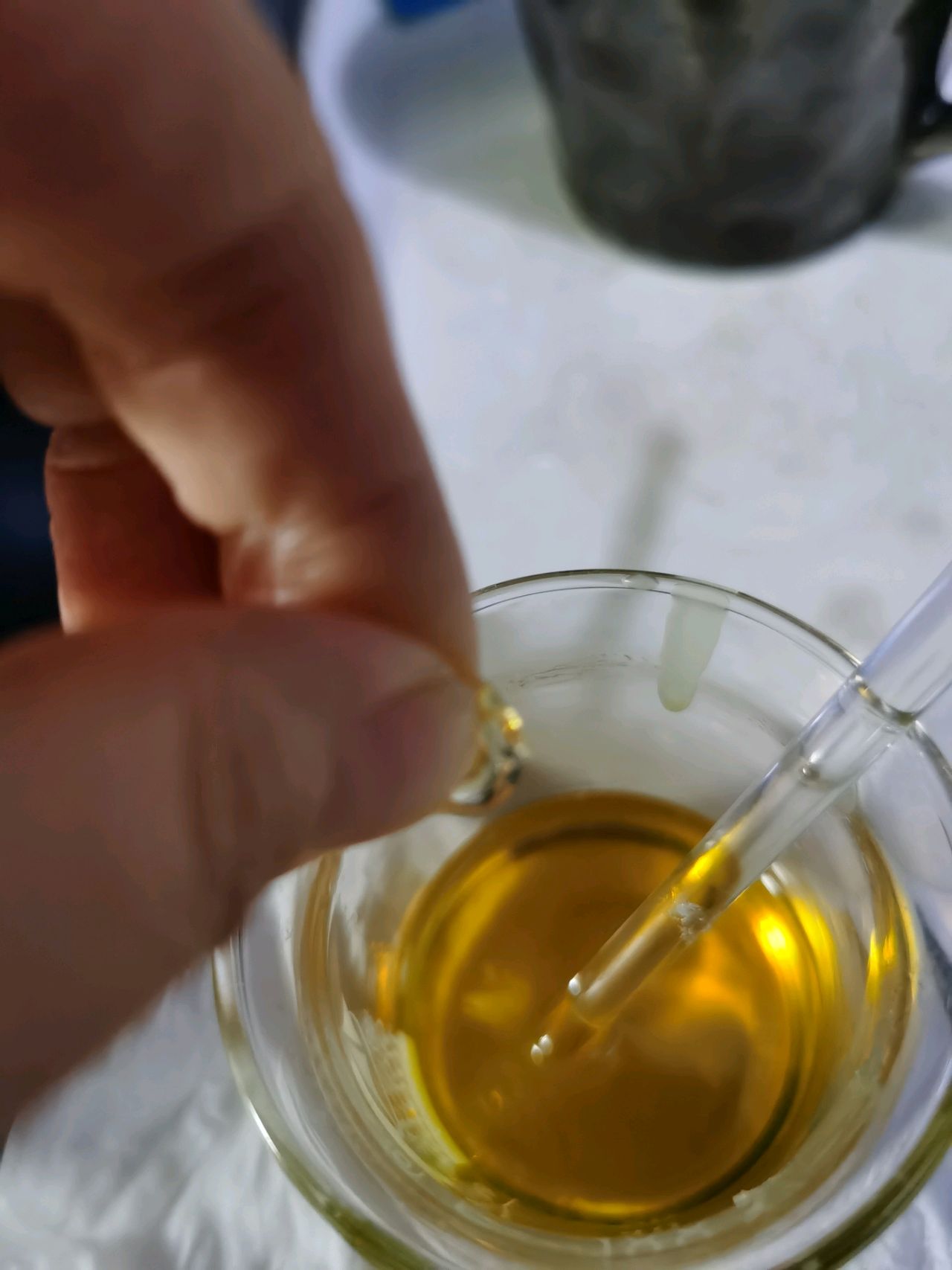 超润的自制橄榄油唇膏