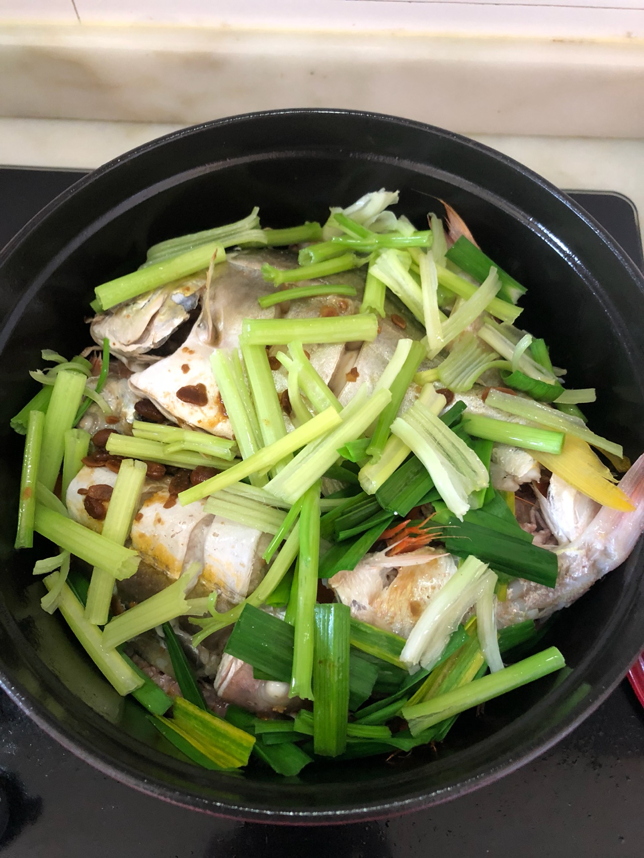 潮汕杂鱼煲