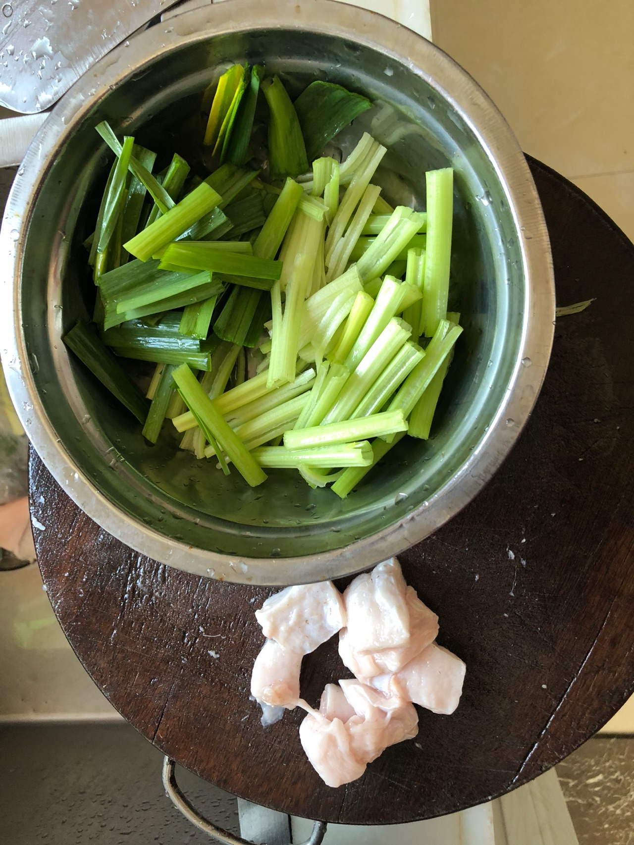 潮汕杂鱼煲