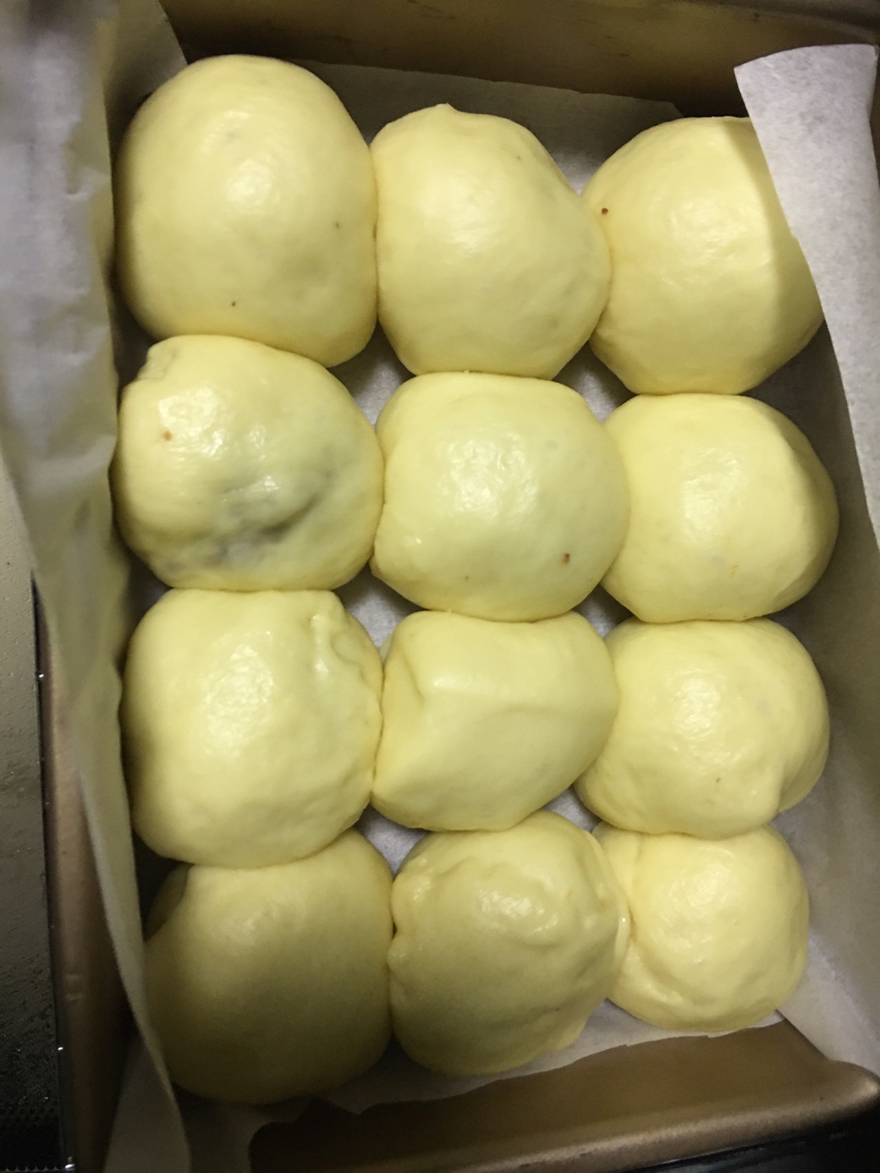超松软拉丝香甜蜜豆小餐包