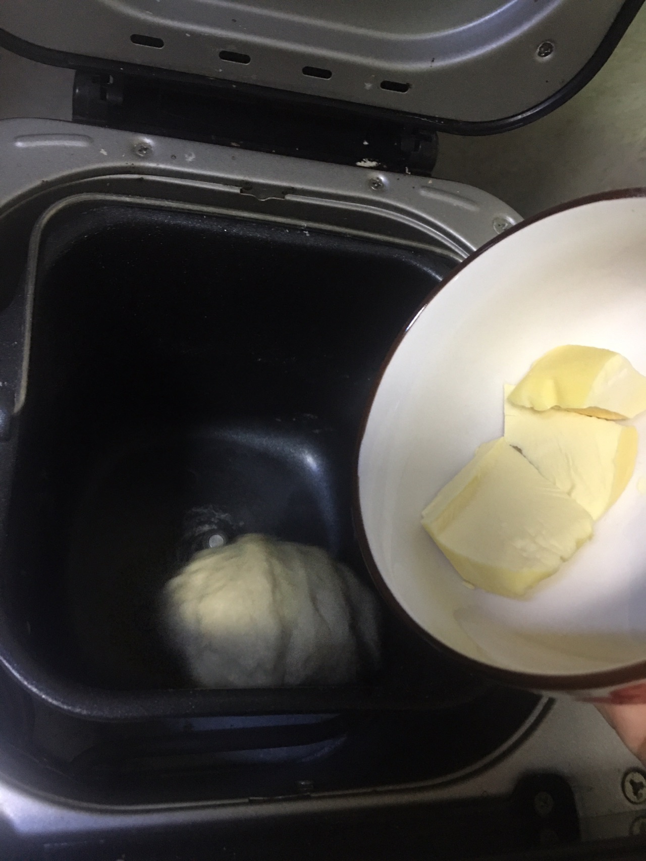 超松软拉丝香甜蜜豆小餐包