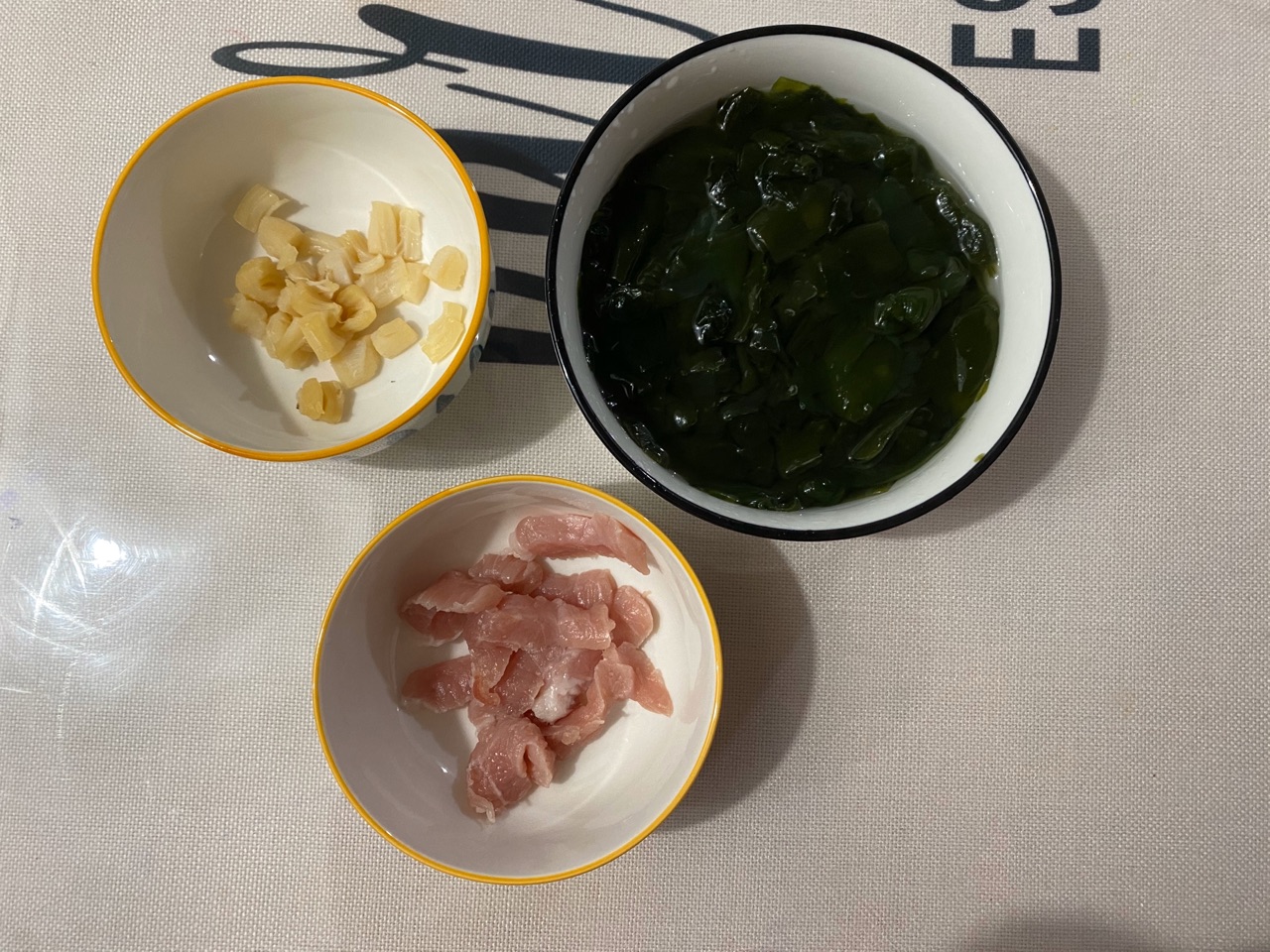 超鲜海带干贝瘦肉汤