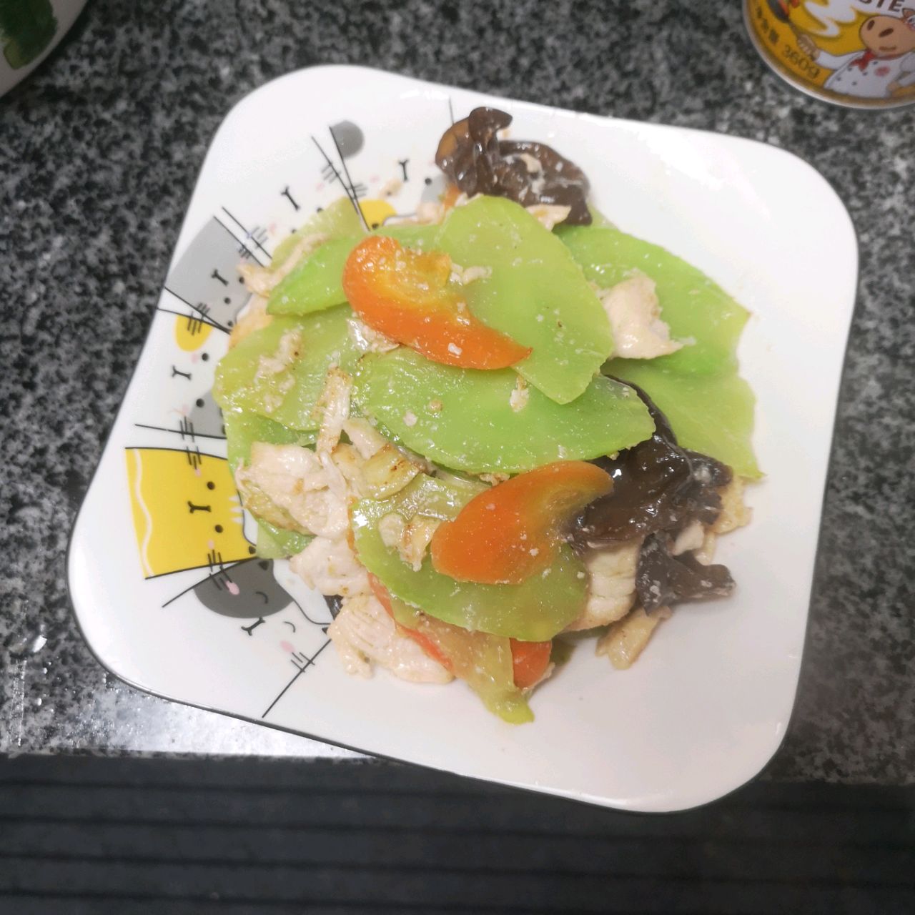 吃不胖的莴笋炒鸡肉