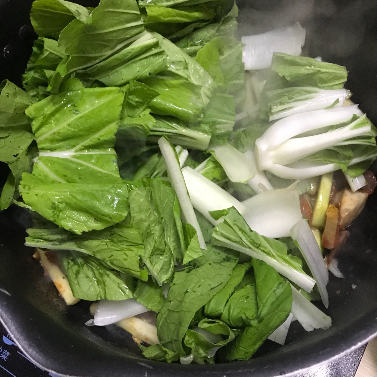 吃的是家乡味道叉烧肉饼挂面