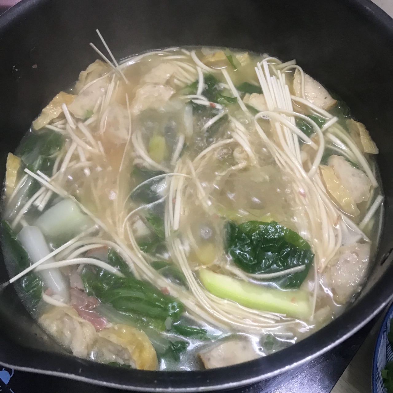 吃的是家乡味道叉烧肉饼挂面