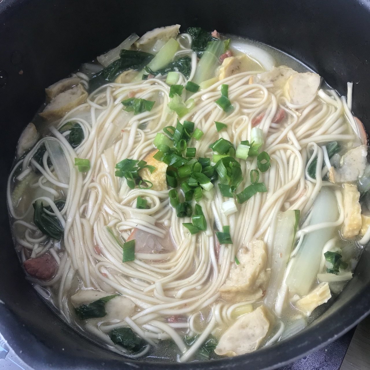 吃的是家乡味道叉烧肉饼挂面