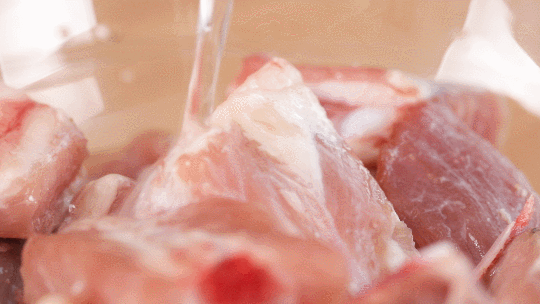 吃它得靠抢,上桌秒光盘的烤排骨!光波炉/烤箱都能做~