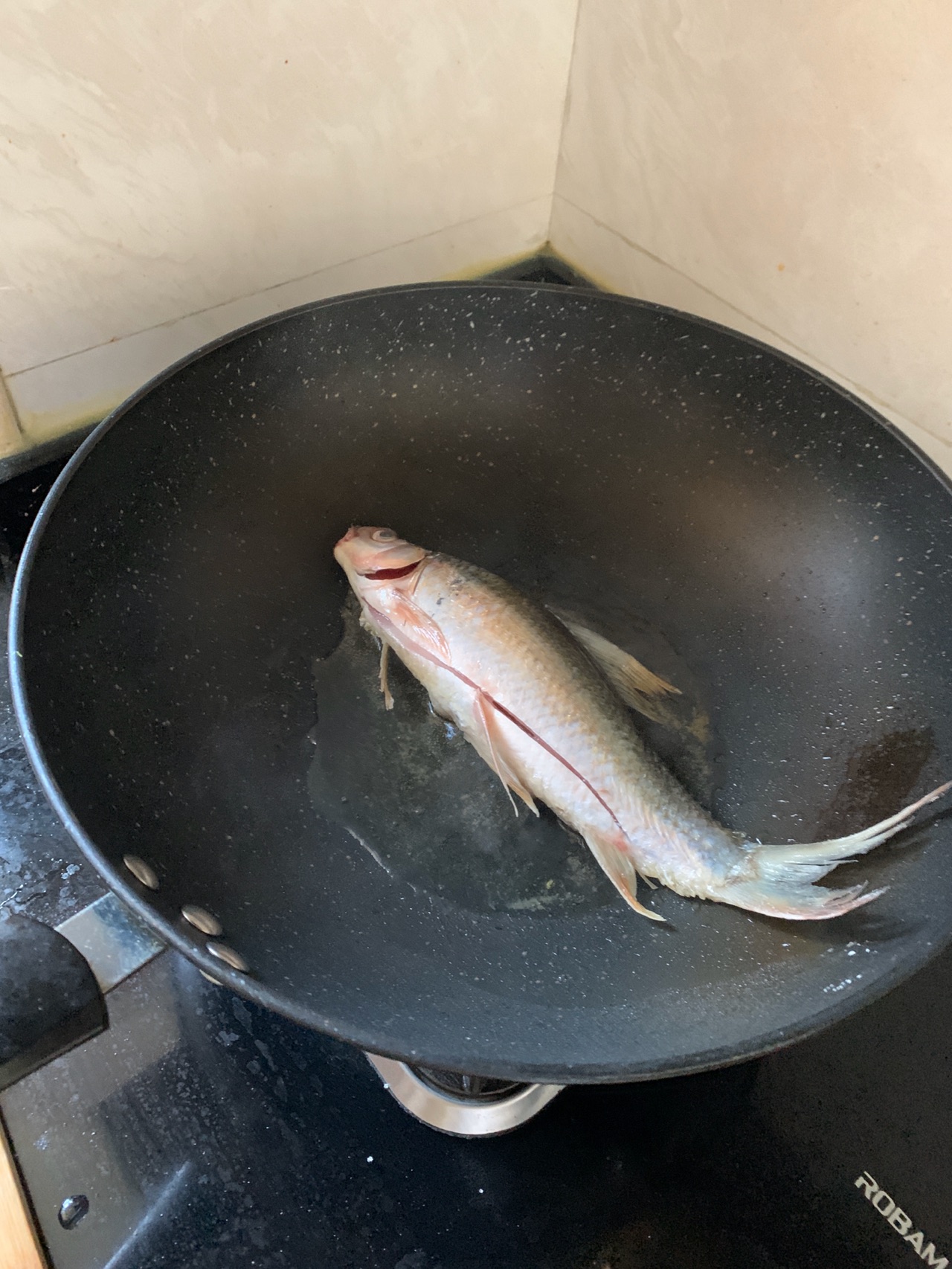 赤小豆粉葛煲鲮鱼