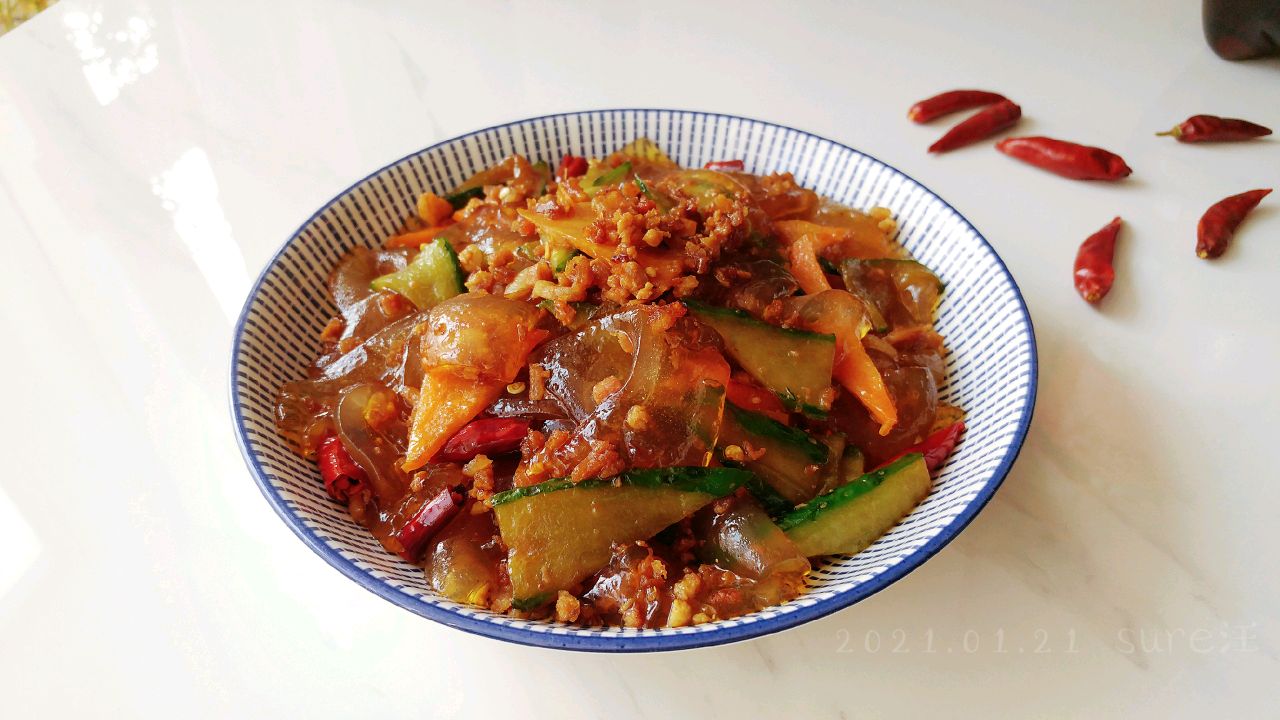 豉油辣肉炒拉皮