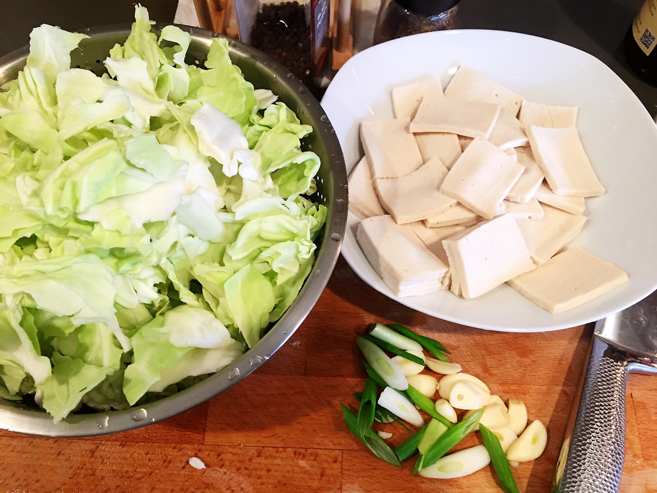 豉油炝炒莲白豆腐