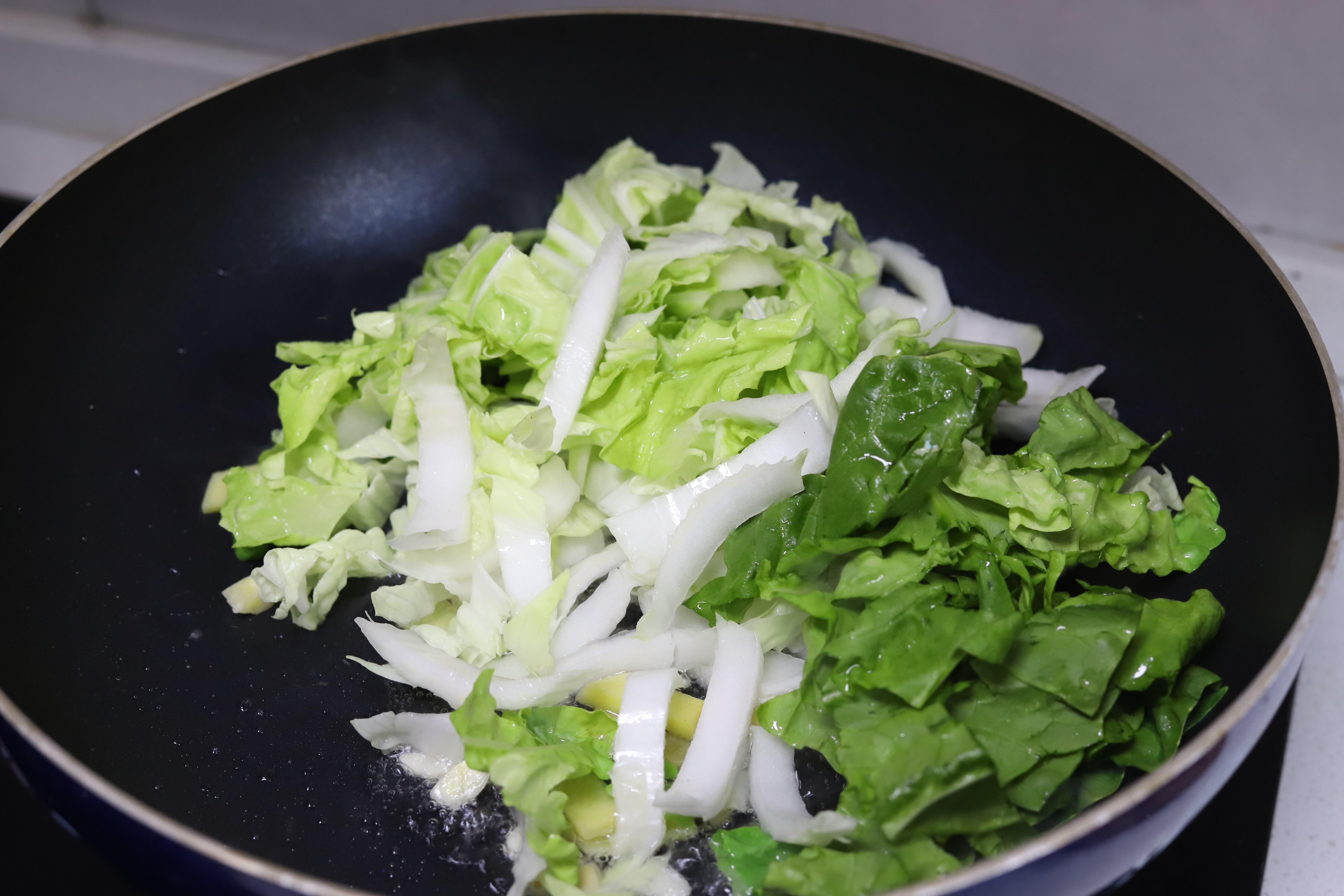 虫草花白菜汤