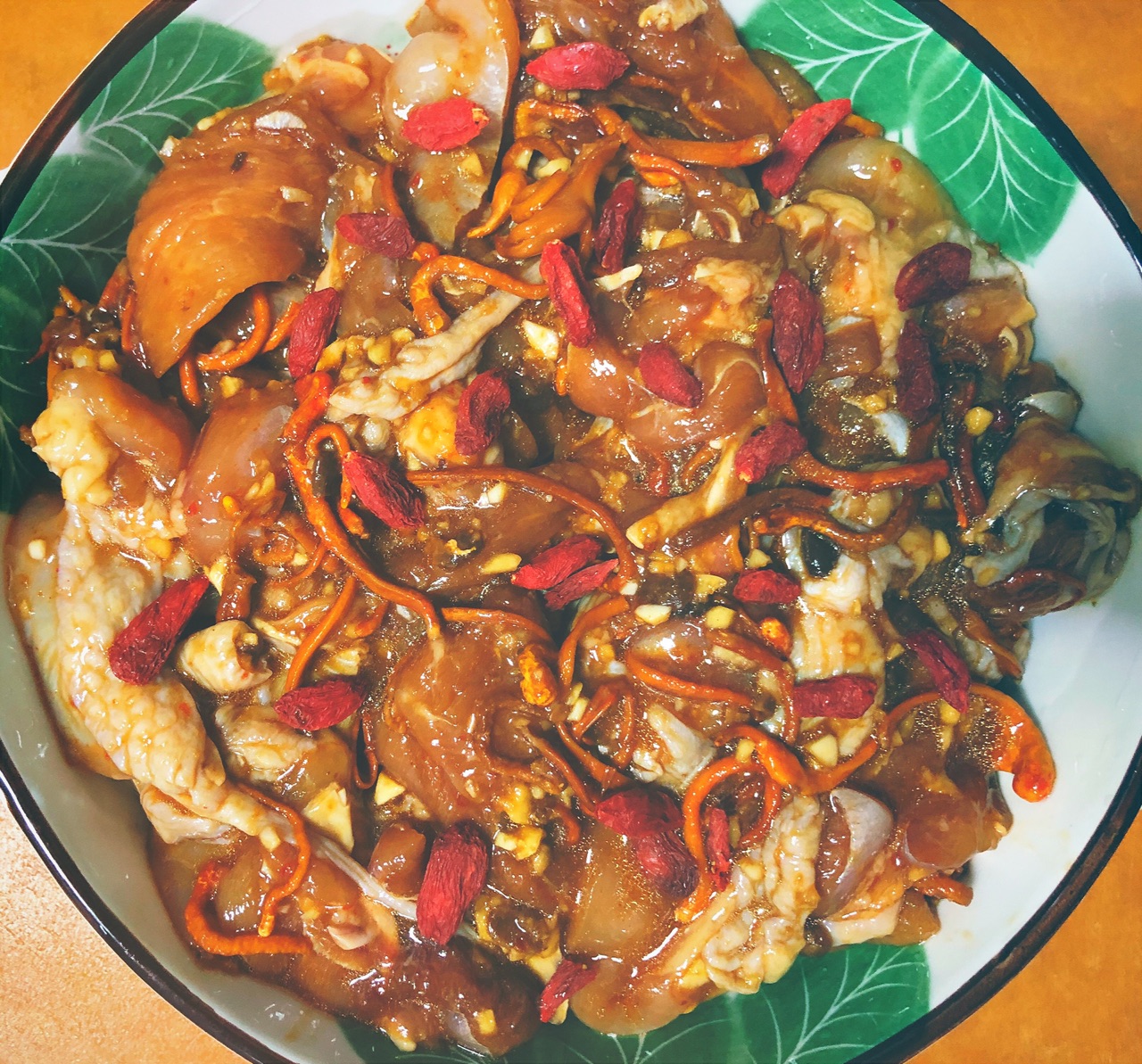虫草花腐竹蒸鸡腿肉