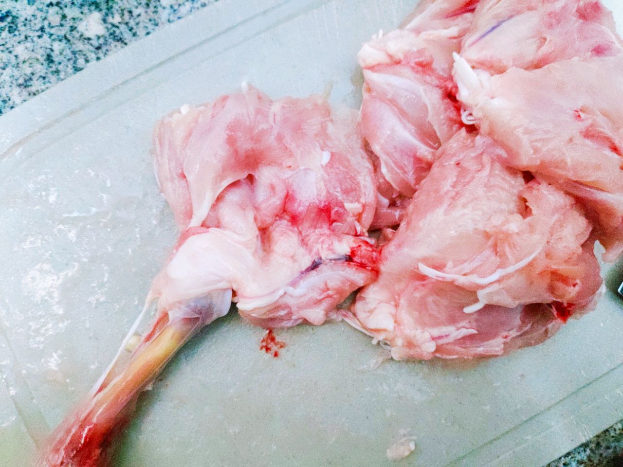 虫草花蒸鸡腿