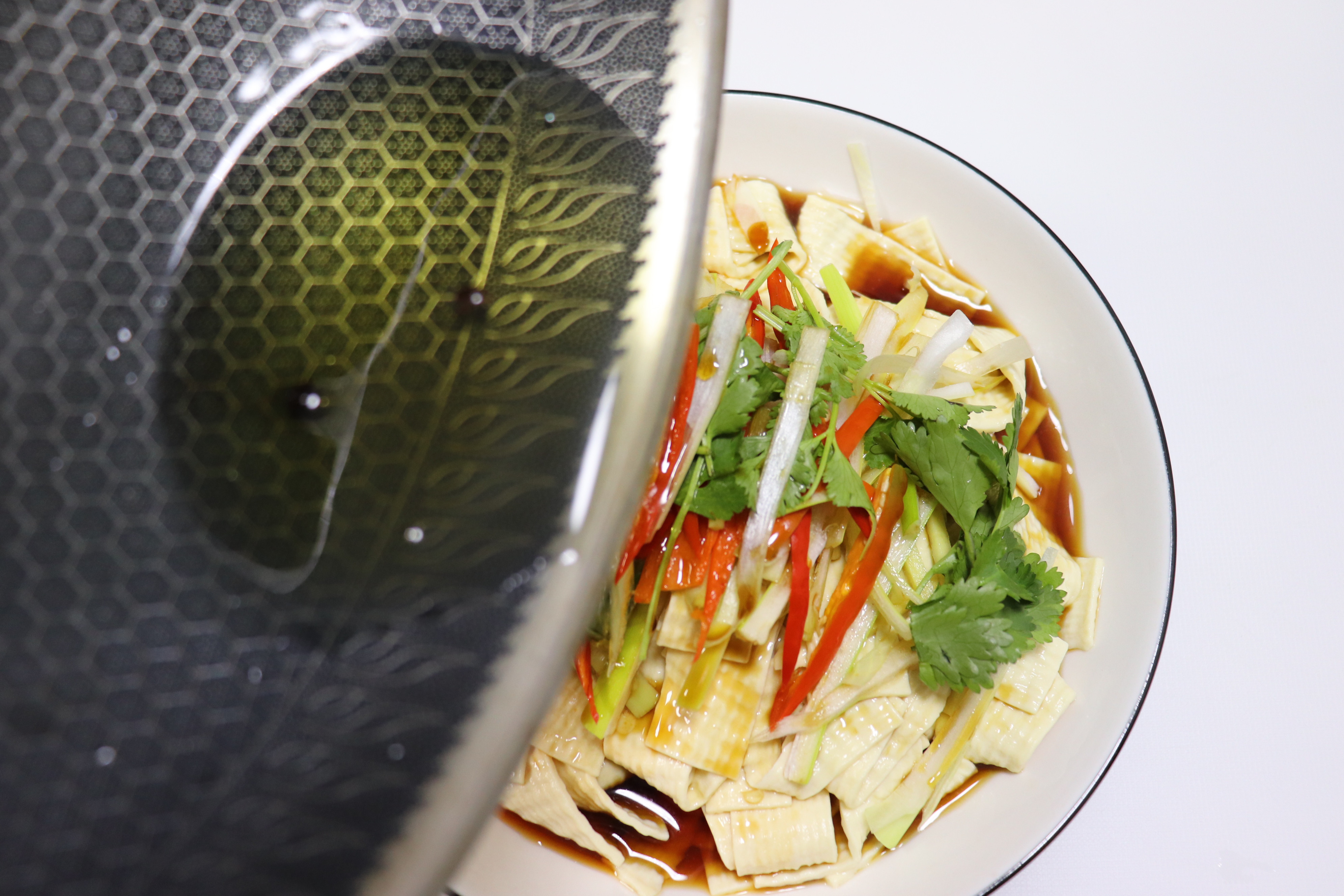 冲油豆腐皮