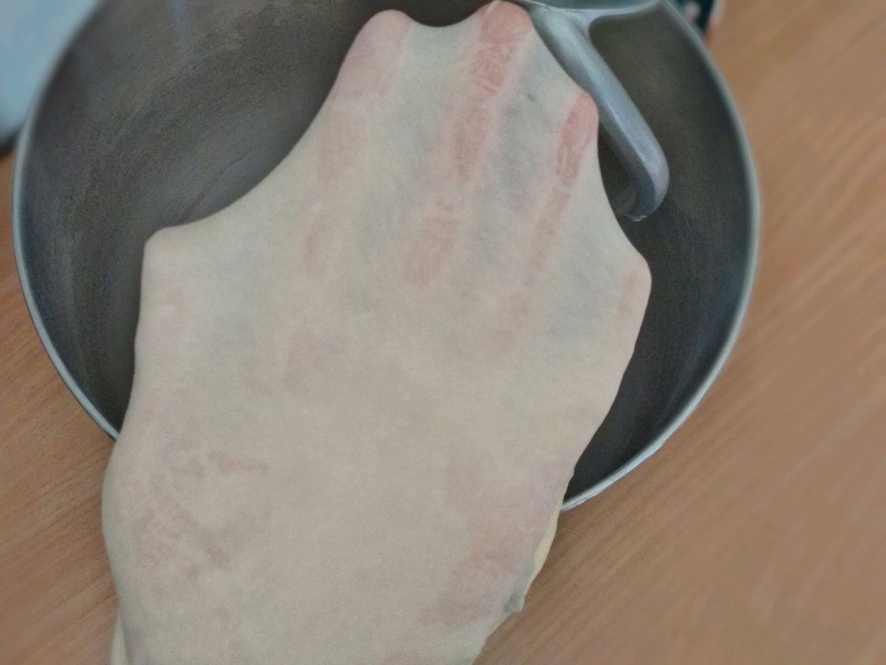 丑萌奶牛豆沙面包