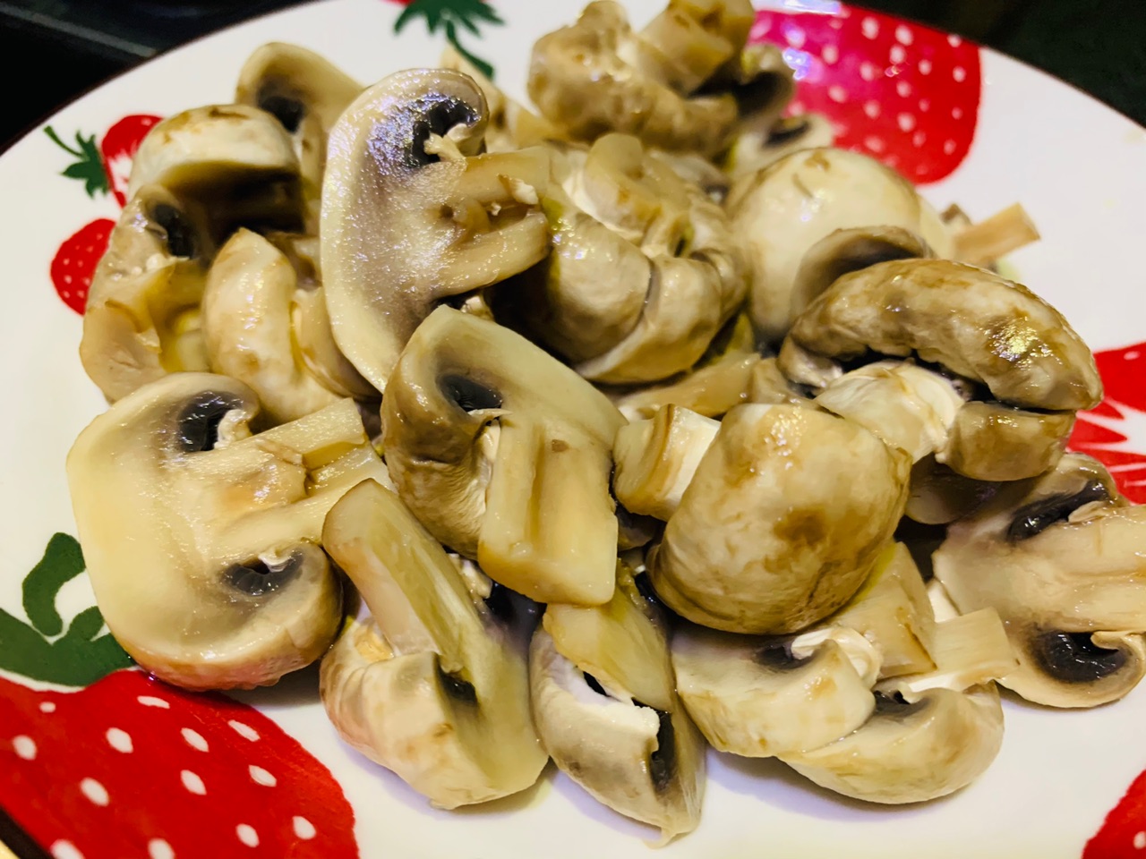 初冬的味道：鸡胸肉炒蘑菇