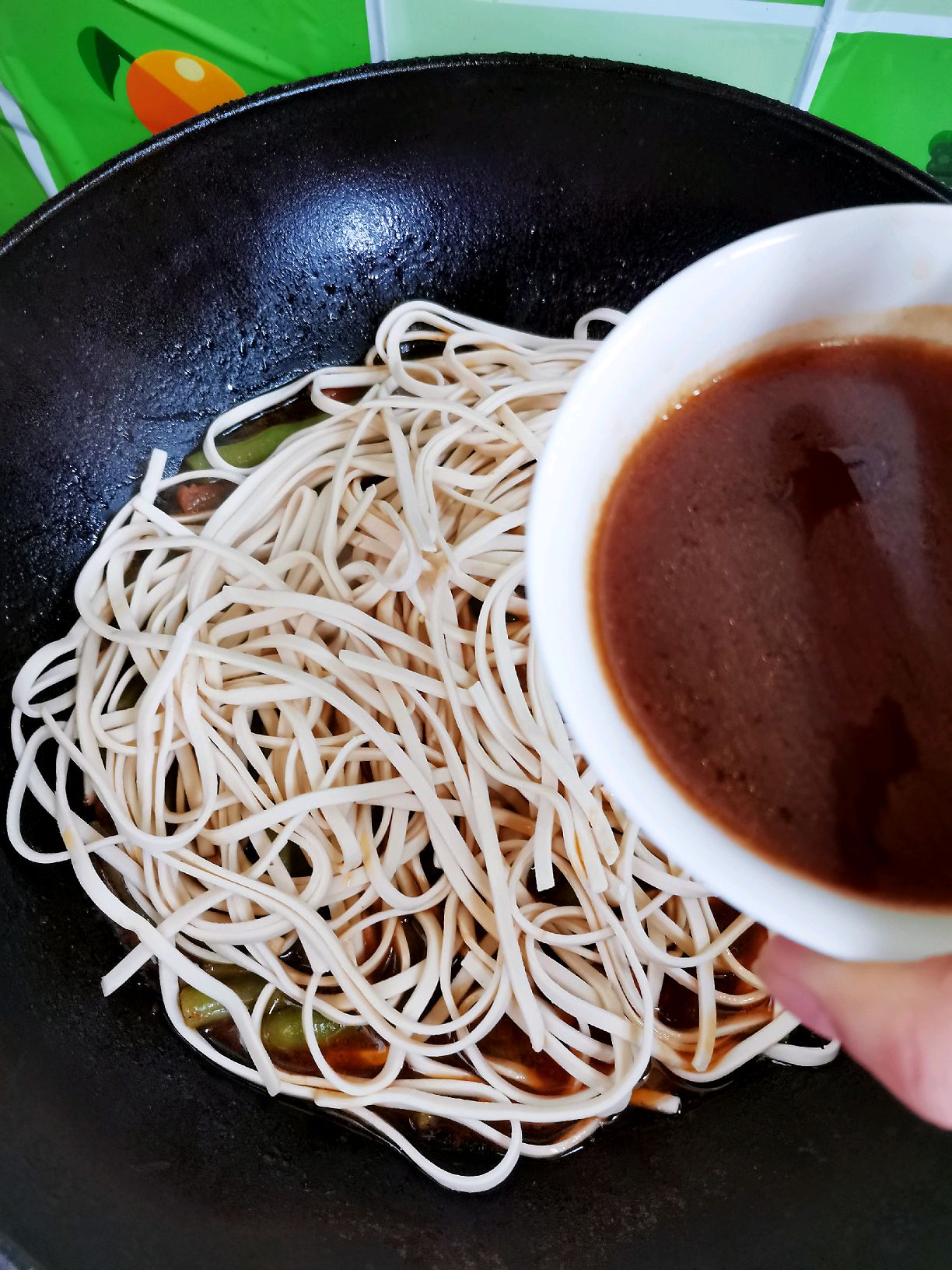 初冬美味:东北版——豆角焖面！