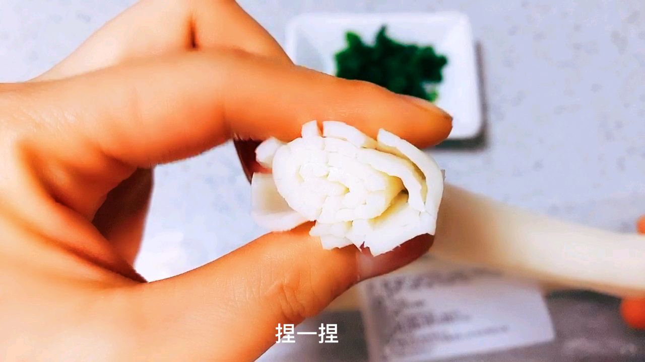 厨房小白秒会的阳春鱼面